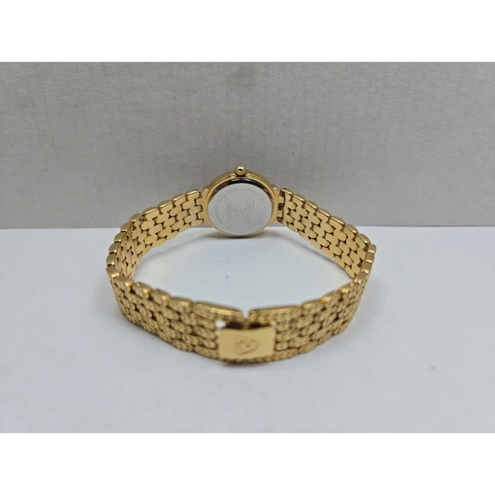 Croton item shows